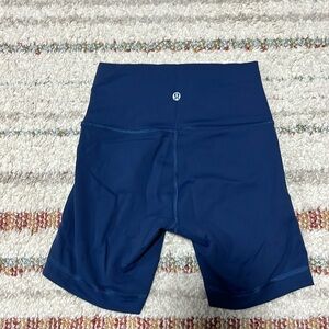 Lululemon bike shorts